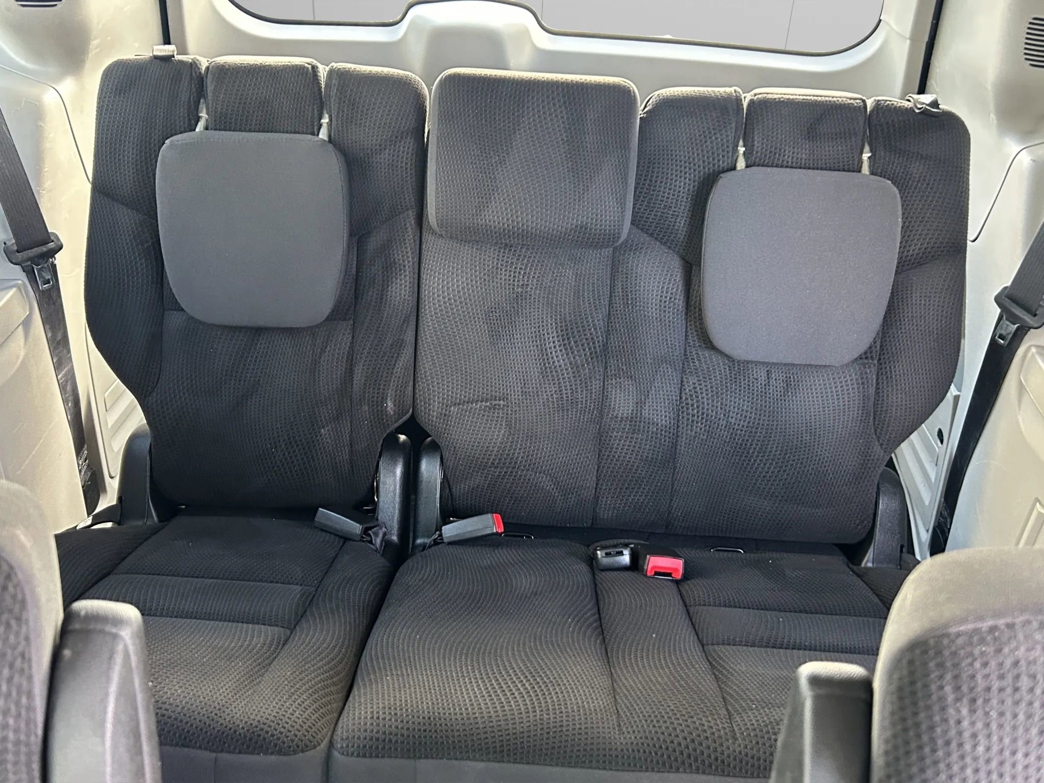 Used 2019 Dodge Grand Caravan SE w/ UConnect Hands-Free Group image 12
