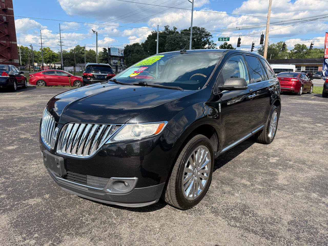Used 2013 Lincoln MKX AWD image 4