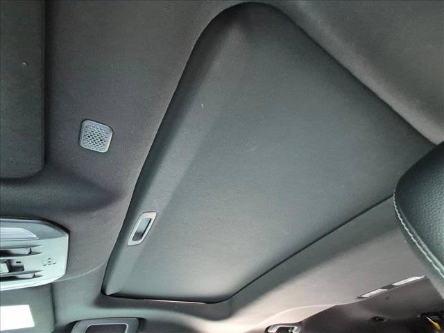 Used 2021 Toyota Highlander XSE FWD image 13