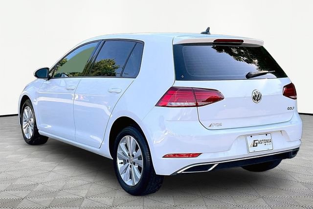 Used 2020 Volkswagen Golf 4-Door FWD image 4