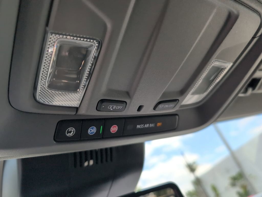 Used 2024 GMC Sierra 3500 SLE w/ SLE Convenience Package AWD/4WD image 21