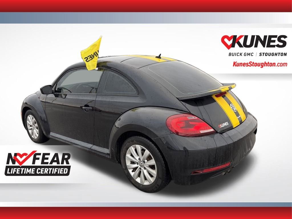 Used 2018 Volkswagen Beetle 2.0T S FWD image 8