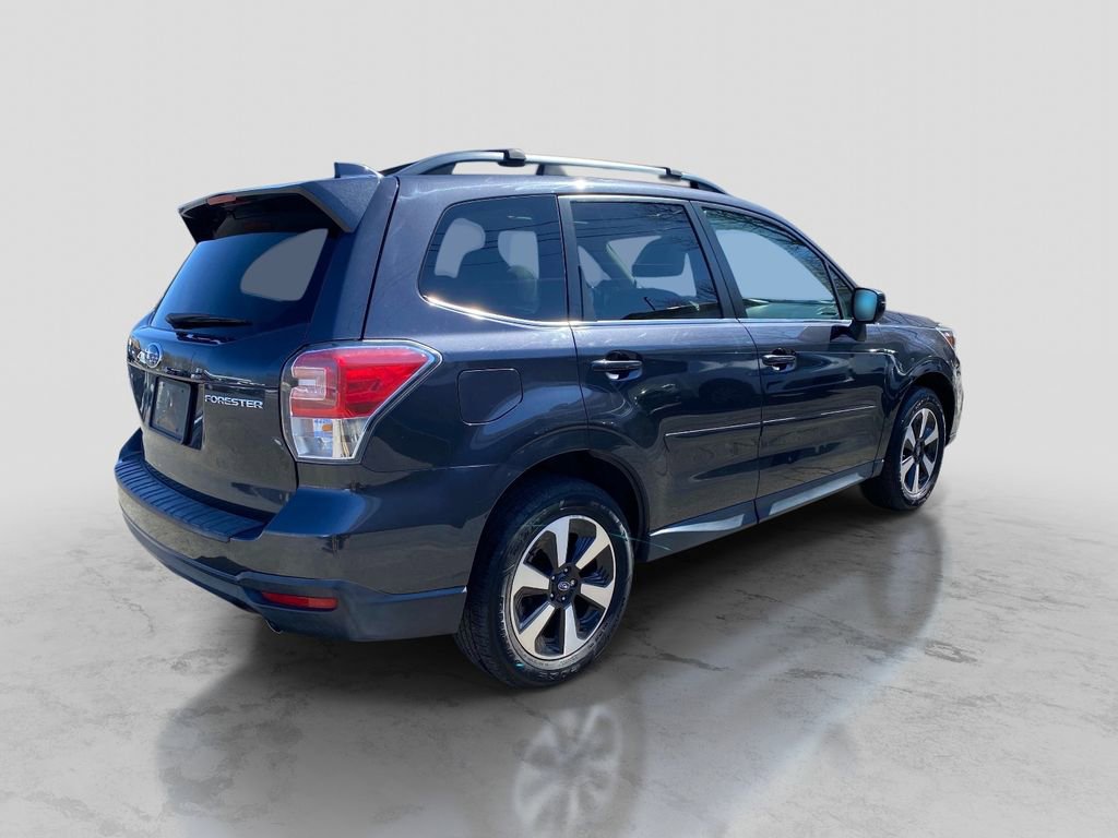 Used 2018 Subaru Forester 2.5i Limited image 8
