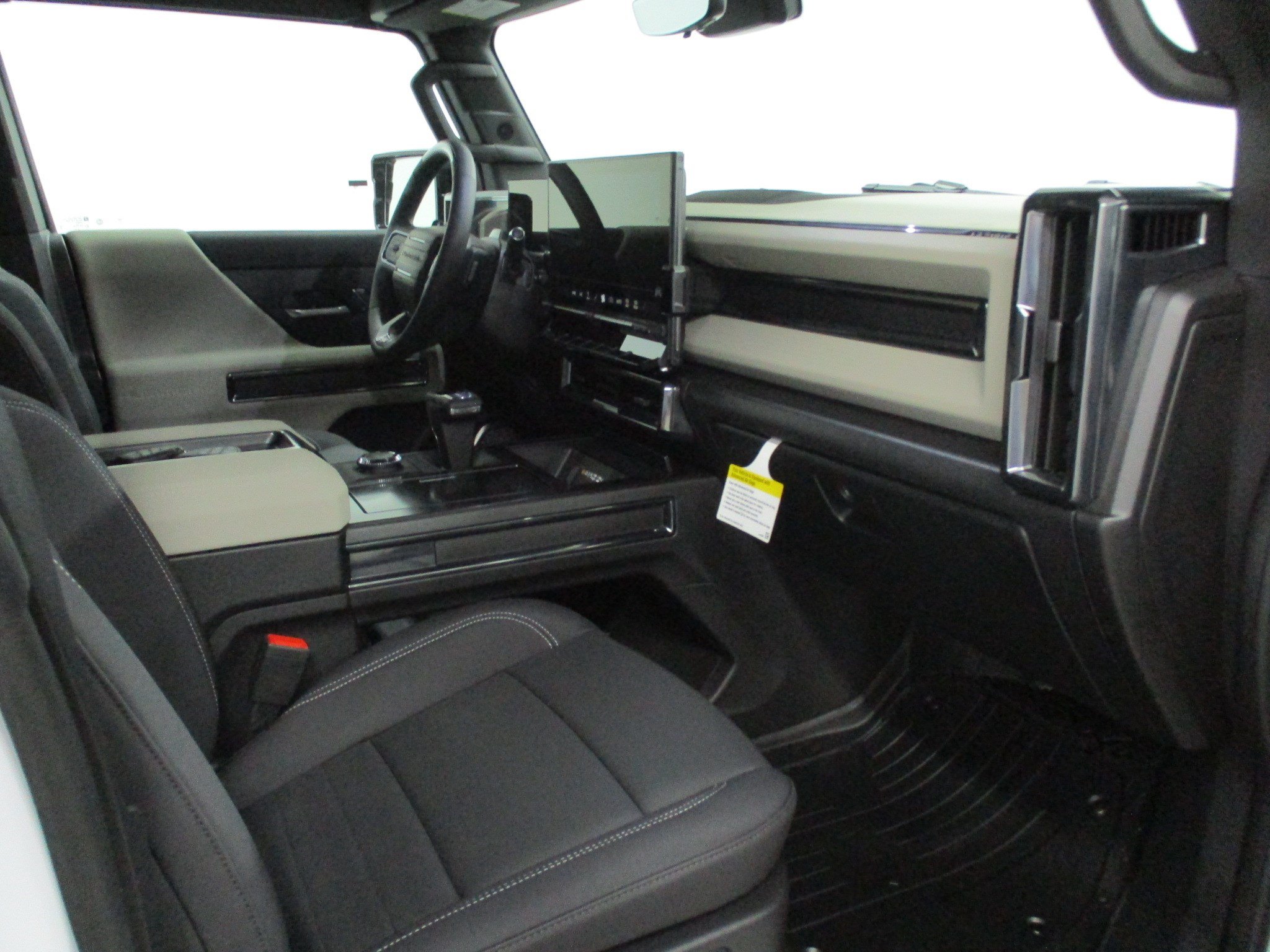New 2026 GMC Hummer EV SUV AWD/4WD image 17