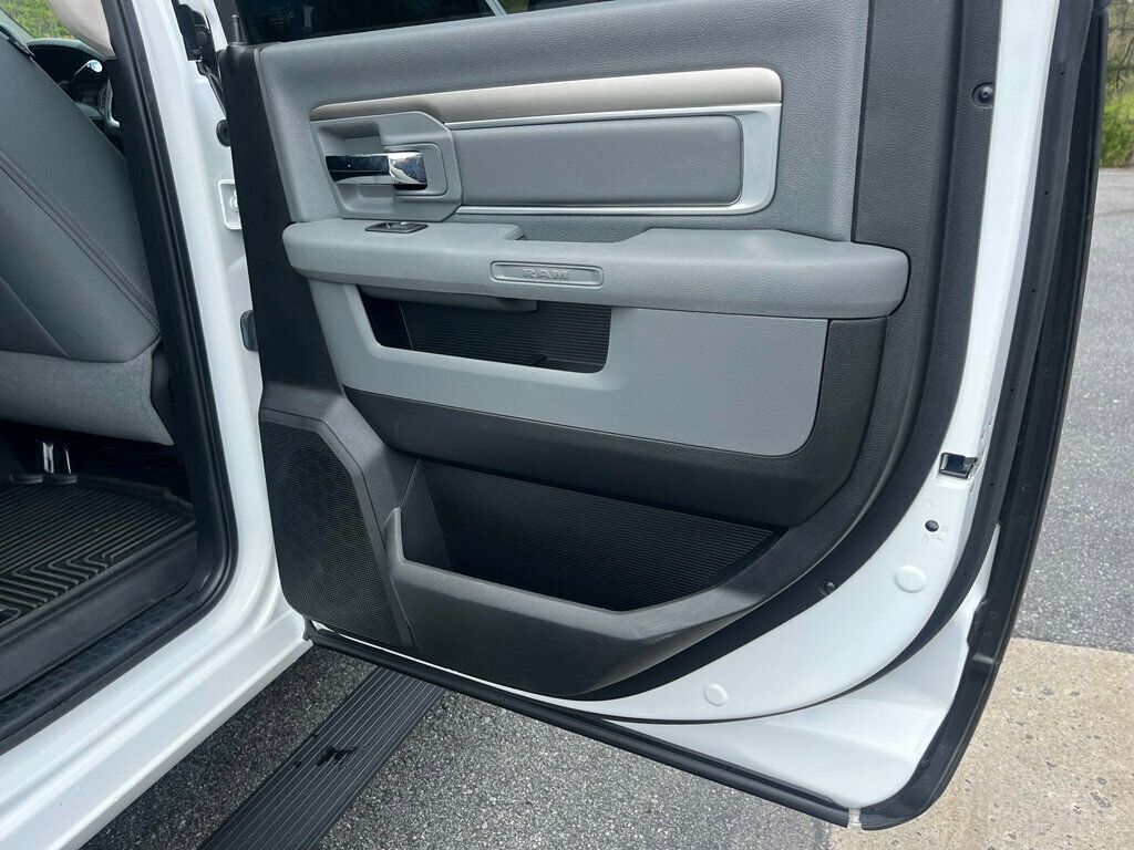 Used 2015 RAM 2500 SLT AWD/4WD image 37