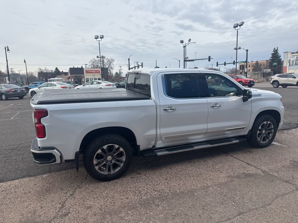 Certified 2022 Chevrolet Silverado 1500 High Country w/ Z71 Off-Road Package AWD/4WD image 7