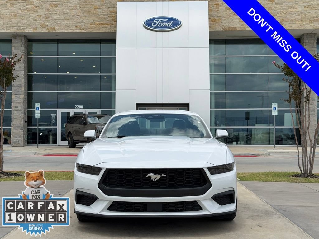 Used 2026 Ford Mustang Premium RWD image 2