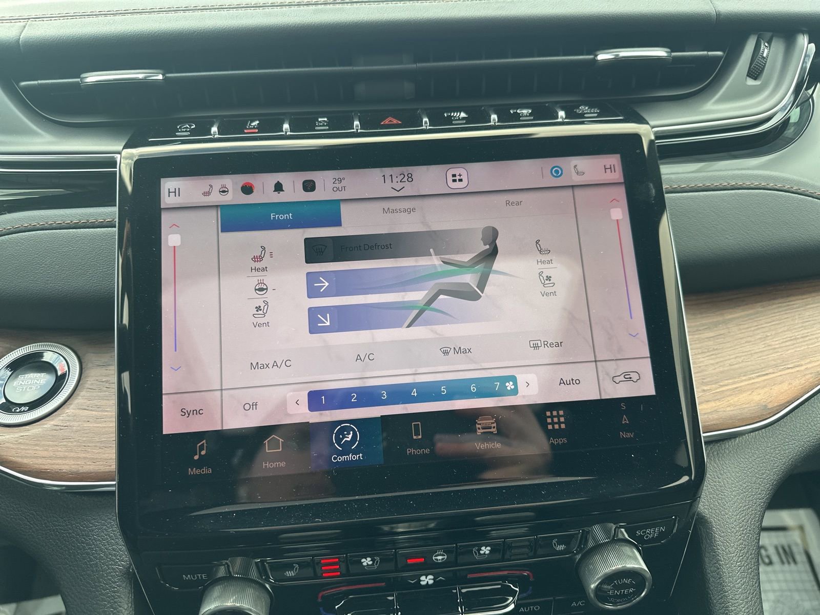 Used 2024 Jeep Grand Cherokee Summit w/ Luxury Tech Group V image 61