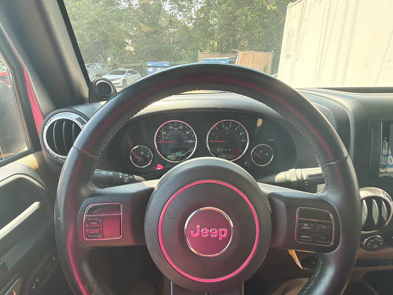 Used 2013 Jeep Wrangler Unlimited Sahara AWD/4WD image 21