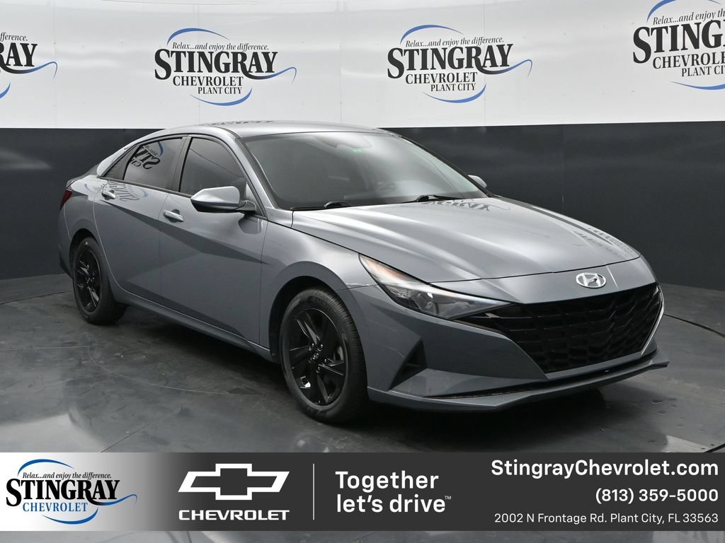 Used 2023 Hyundai Elantra SEL w/ Preferred Accessory Package