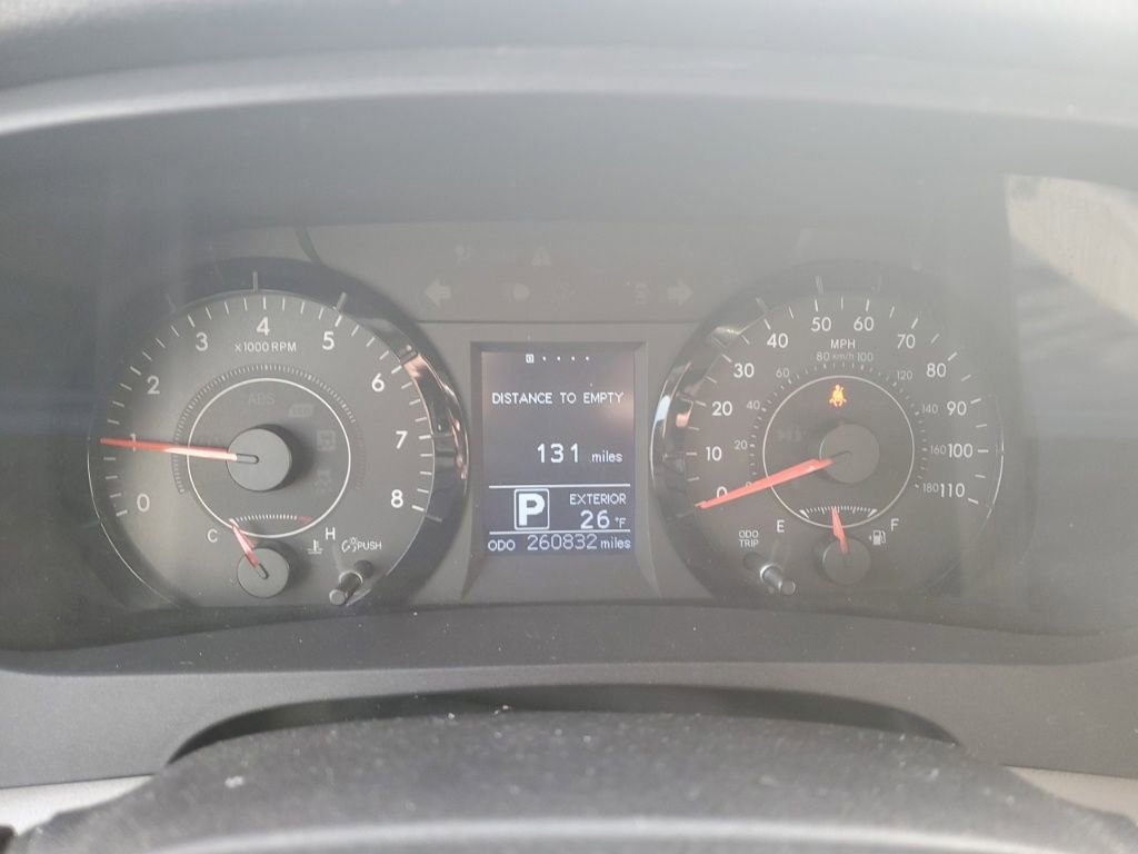 Used 2015 Toyota Sienna LE image 11