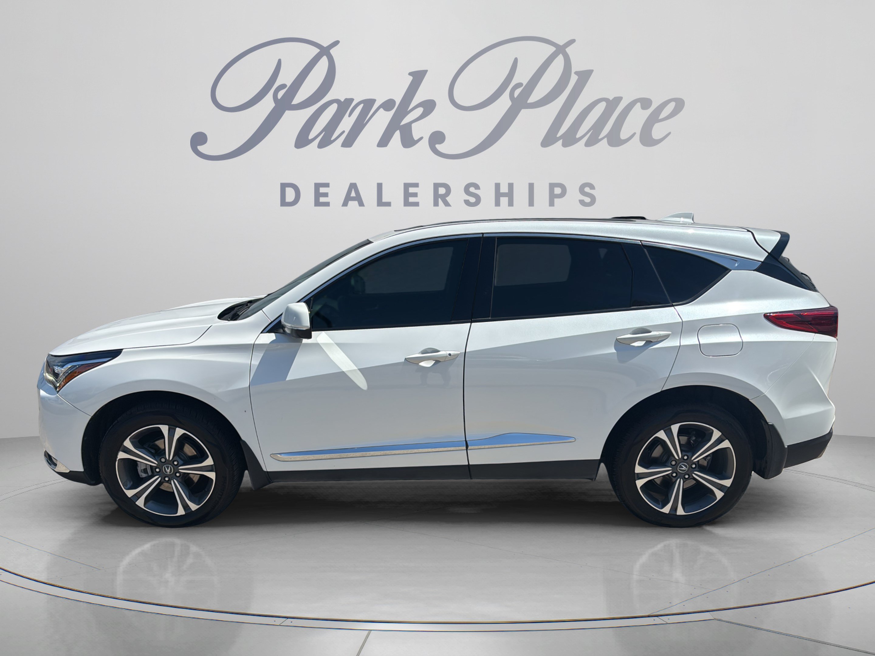 Used 2022 Acura RDX w/ Advance Package AWD/4WD image 2