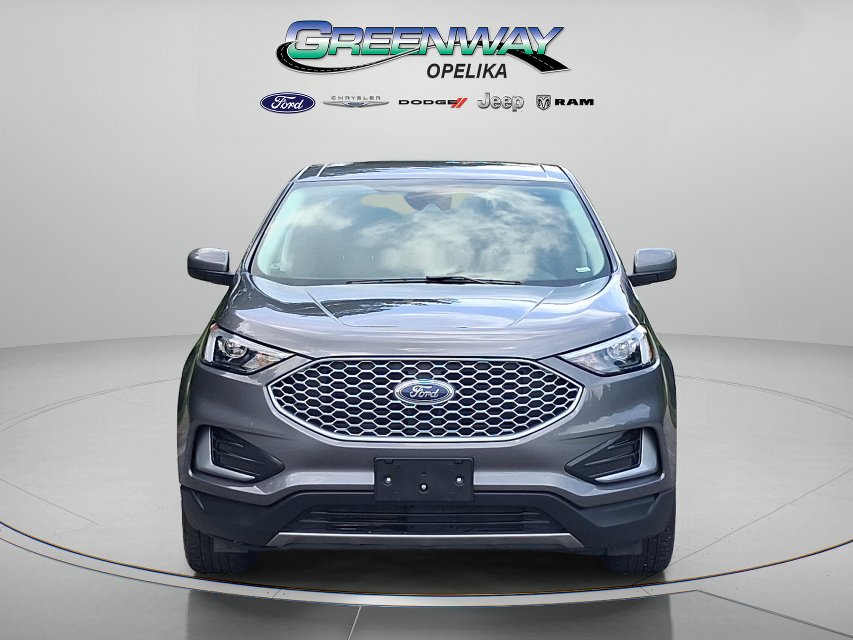Used 2024 Ford Edge SEL AWD/4WD image 2