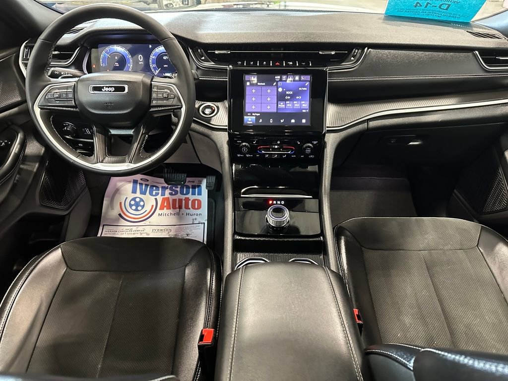 Used 2024 Jeep Grand Cherokee L Altitude image 28