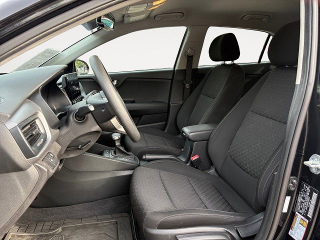 Used 2023 Kia Rio S w/ Technology Package FWD image 4
