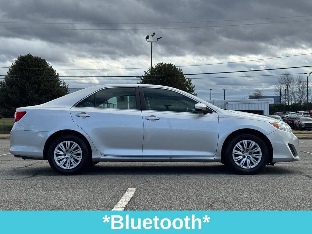 Used 2012 Toyota Camry LE image 11