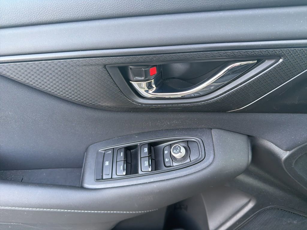 Certified 2025 Subaru Outback Premium image 24