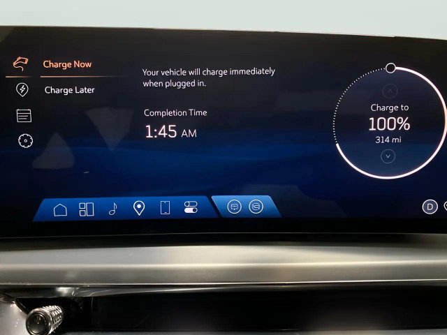 Used 2024 Cadillac Lyriq Sport RWD image 47
