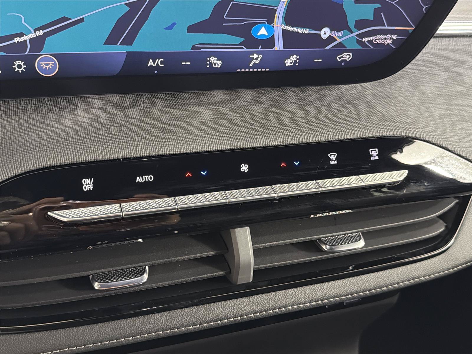 New 2026 Buick Enclave Sport Touring w/ Power Package FWD image 33
