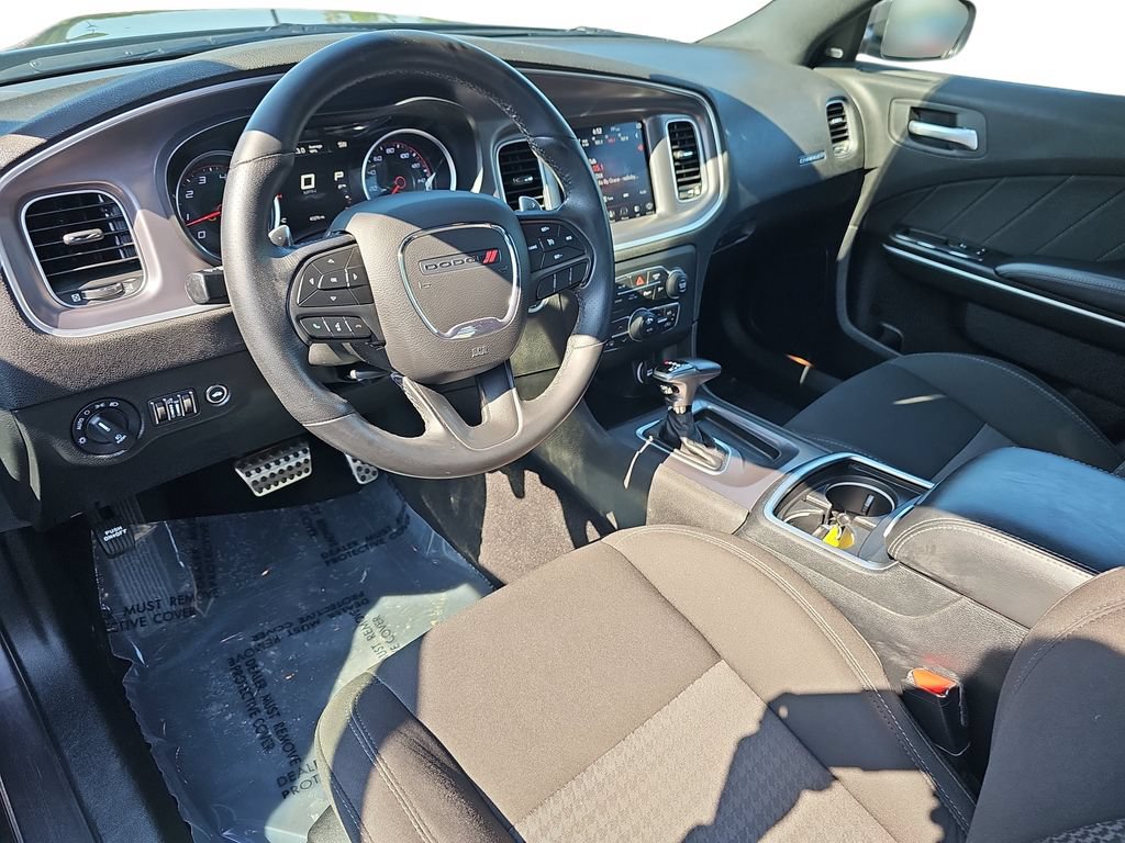 Used 2019 Dodge Charger R/T RWD image 16