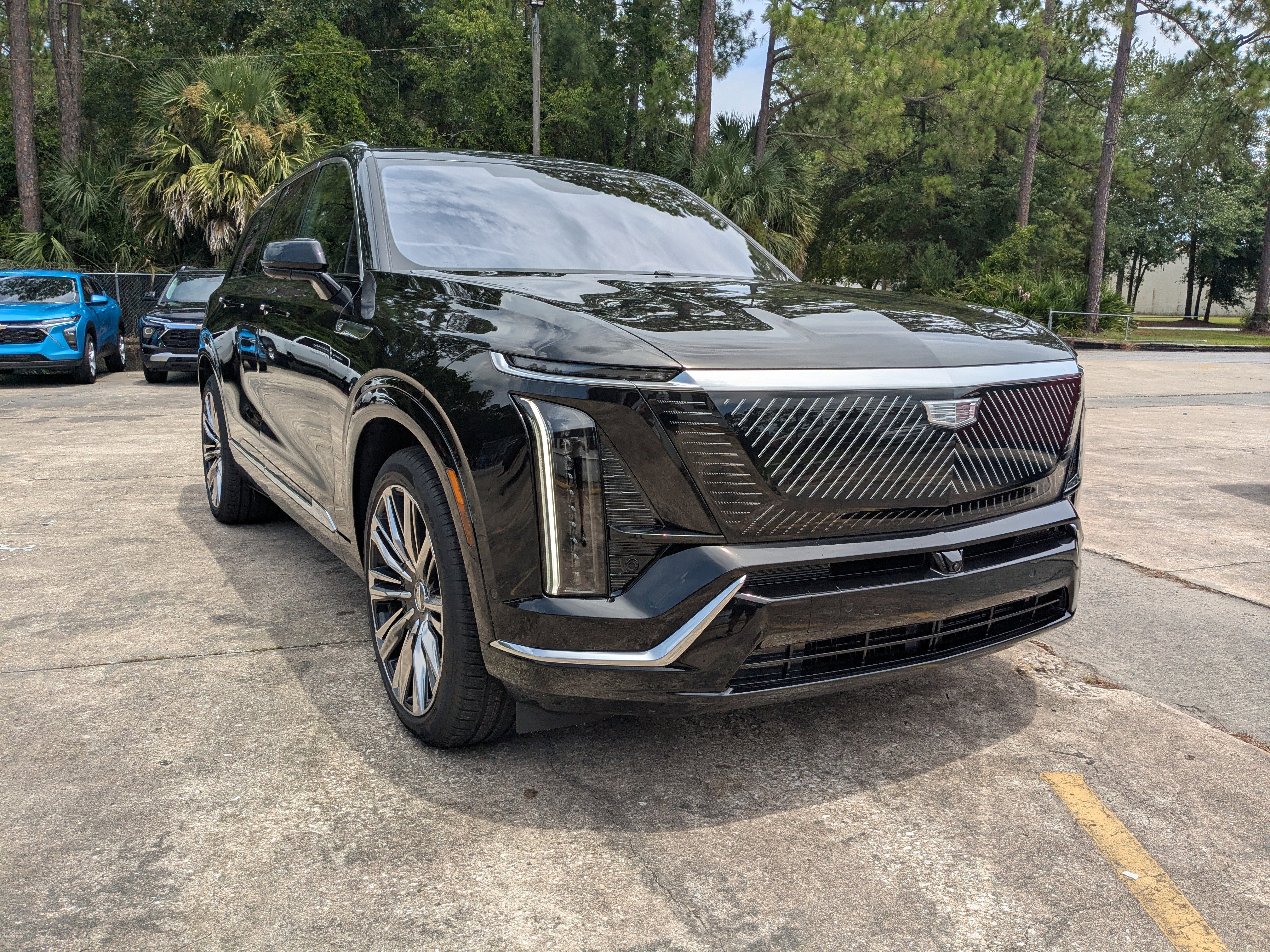 New 2026 Cadillac Vistiq Premium Luxury w/ LPO, Floor Liner Package image 5