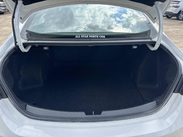 Used 2024 Chevrolet Malibu LT FWD image 11