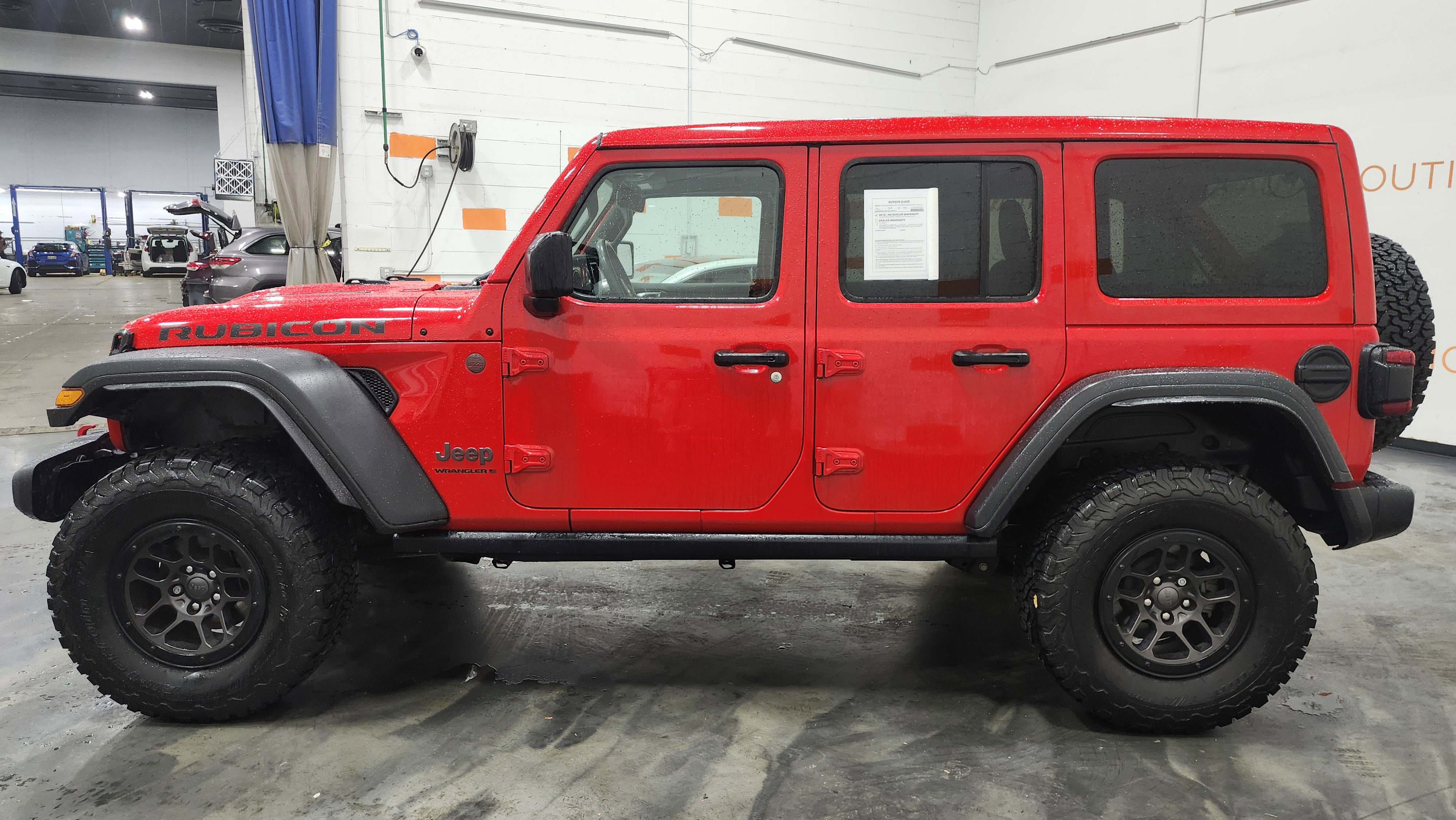 Used 2023 Jeep Wrangler Unlimited Rubicon w/ Xtreme 35 Tire Package image 17
