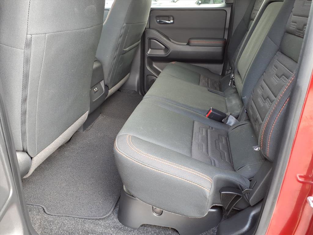 Used 2024 Nissan Frontier Pro-X image 5