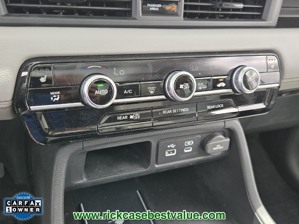Used 2024 Honda Pilot Touring image 25