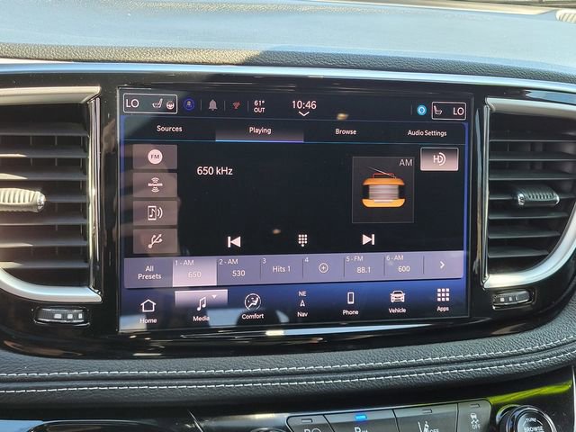 Used 2024 Chrysler Pacifica Select image 19