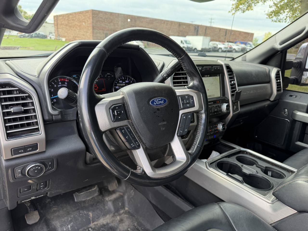Used 2019 Ford F350 Platinum w/ Platinum Ultimate Package AWD/4WD image 8