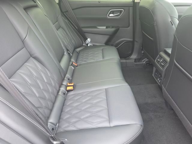 New 2026 Nissan Rogue Platinum w/ Platinum Premium Package image 24