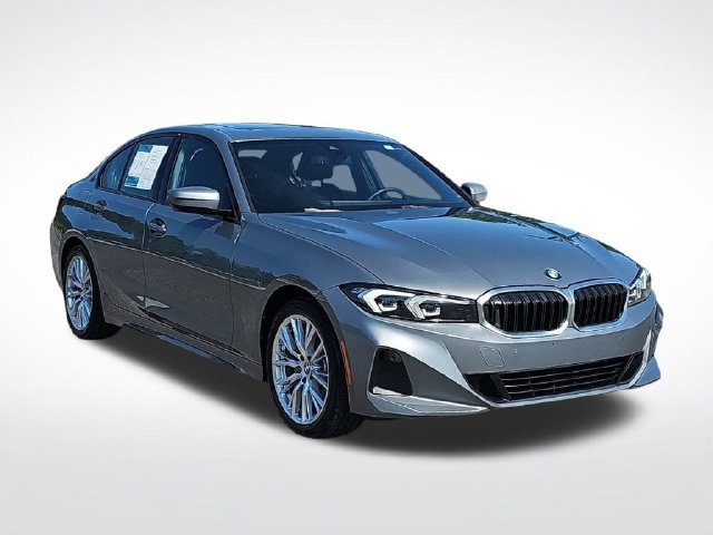 Used 2023 BMW 330i Sedan w/ Driving Assistance Package RWD image 2