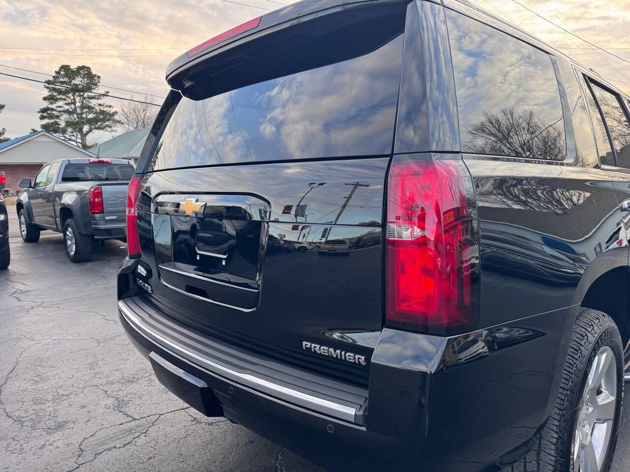 Used 2019 Chevrolet Tahoe Premier image 18