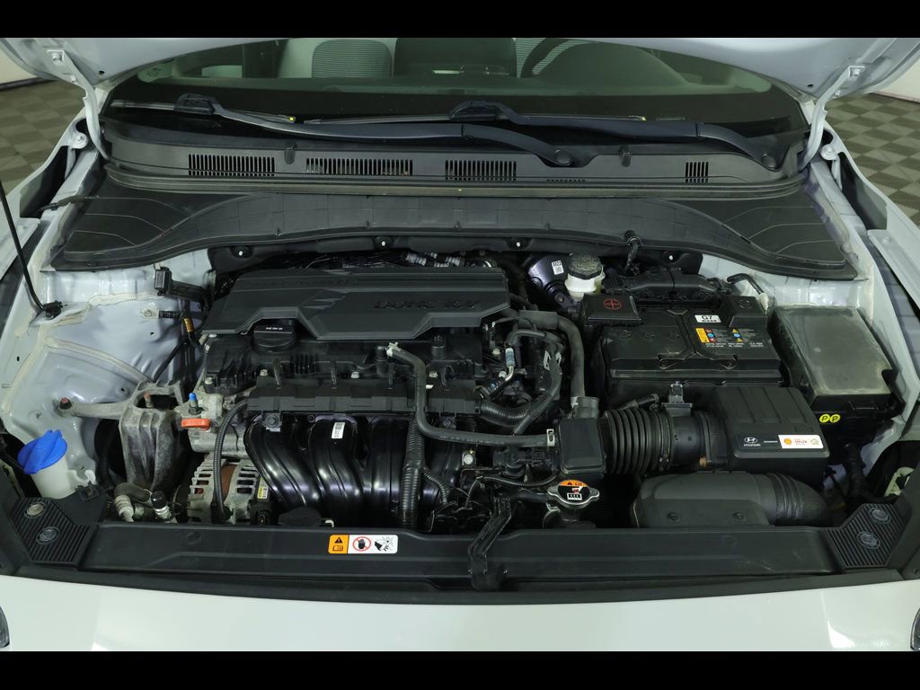Used 2022 Hyundai Kona SE AWD/4WD image 17