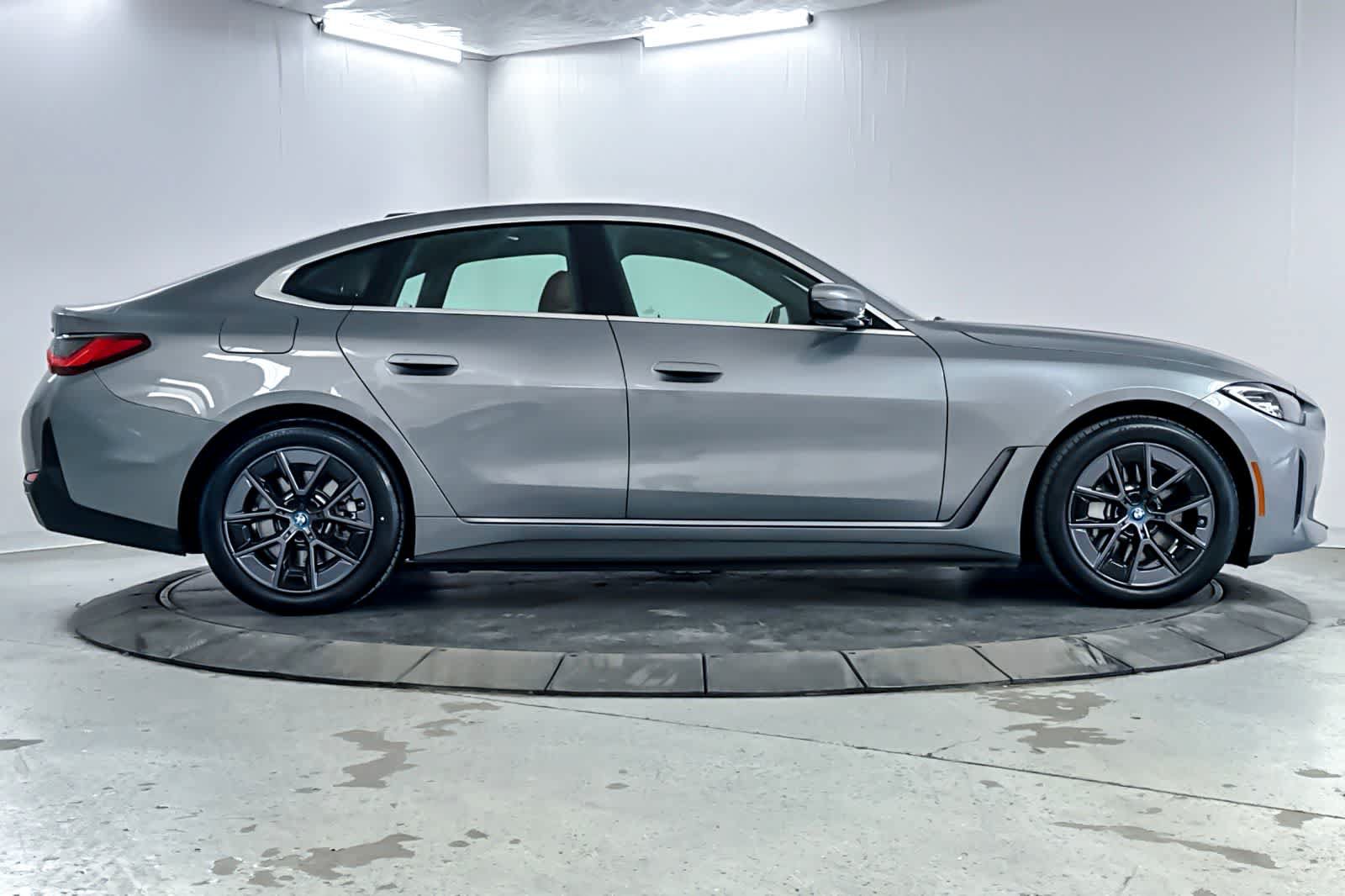 Used 2023 BMW i4 eDrive35 w/ Premium Package RWD image 8