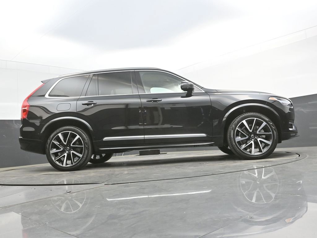 Certified 2023 Volvo XC90 B6 Plus w/ Protection Package Premier image 28