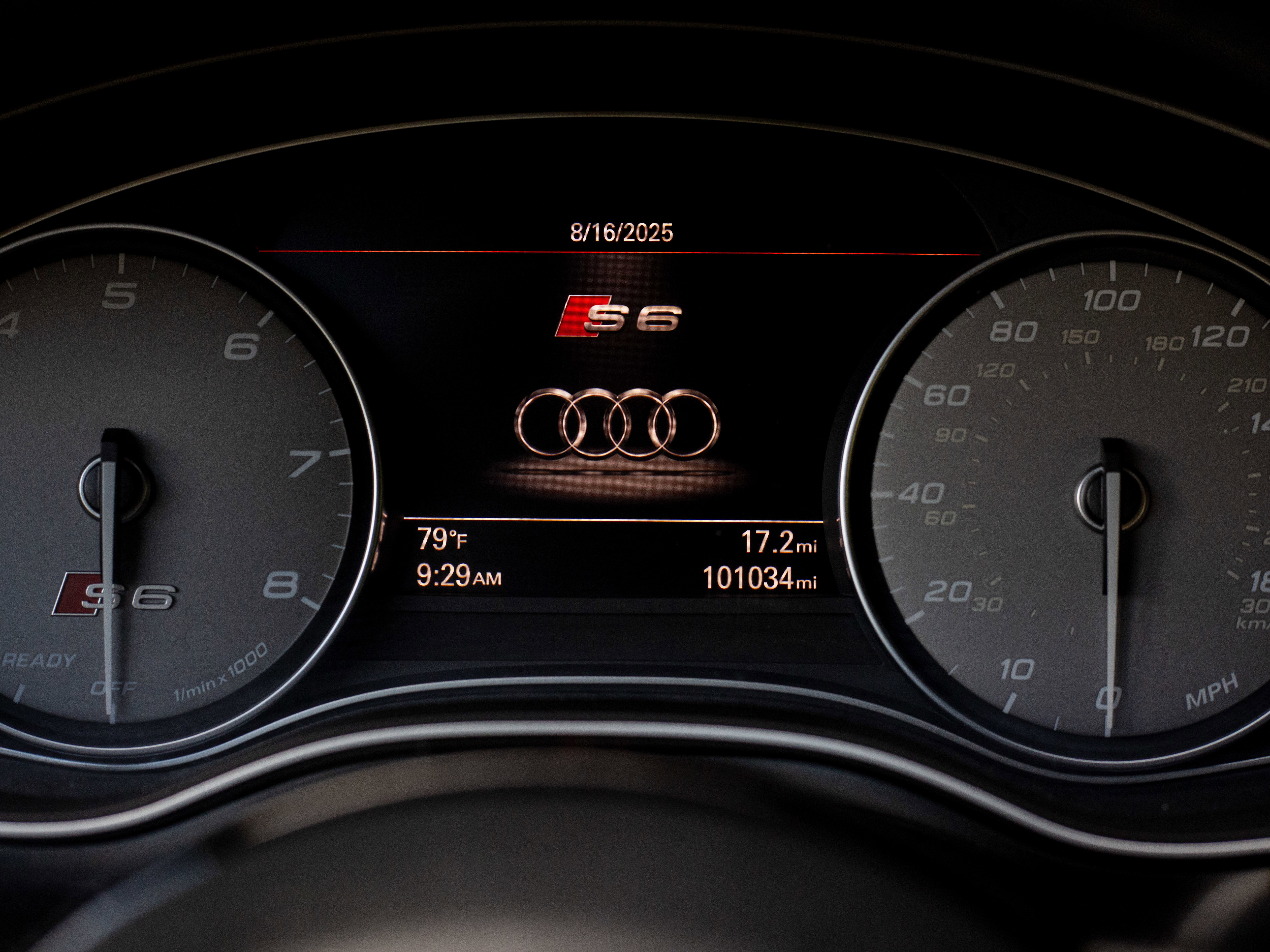 Used 2017 Audi S6 Prestige w/ S6 Sport Package image 65