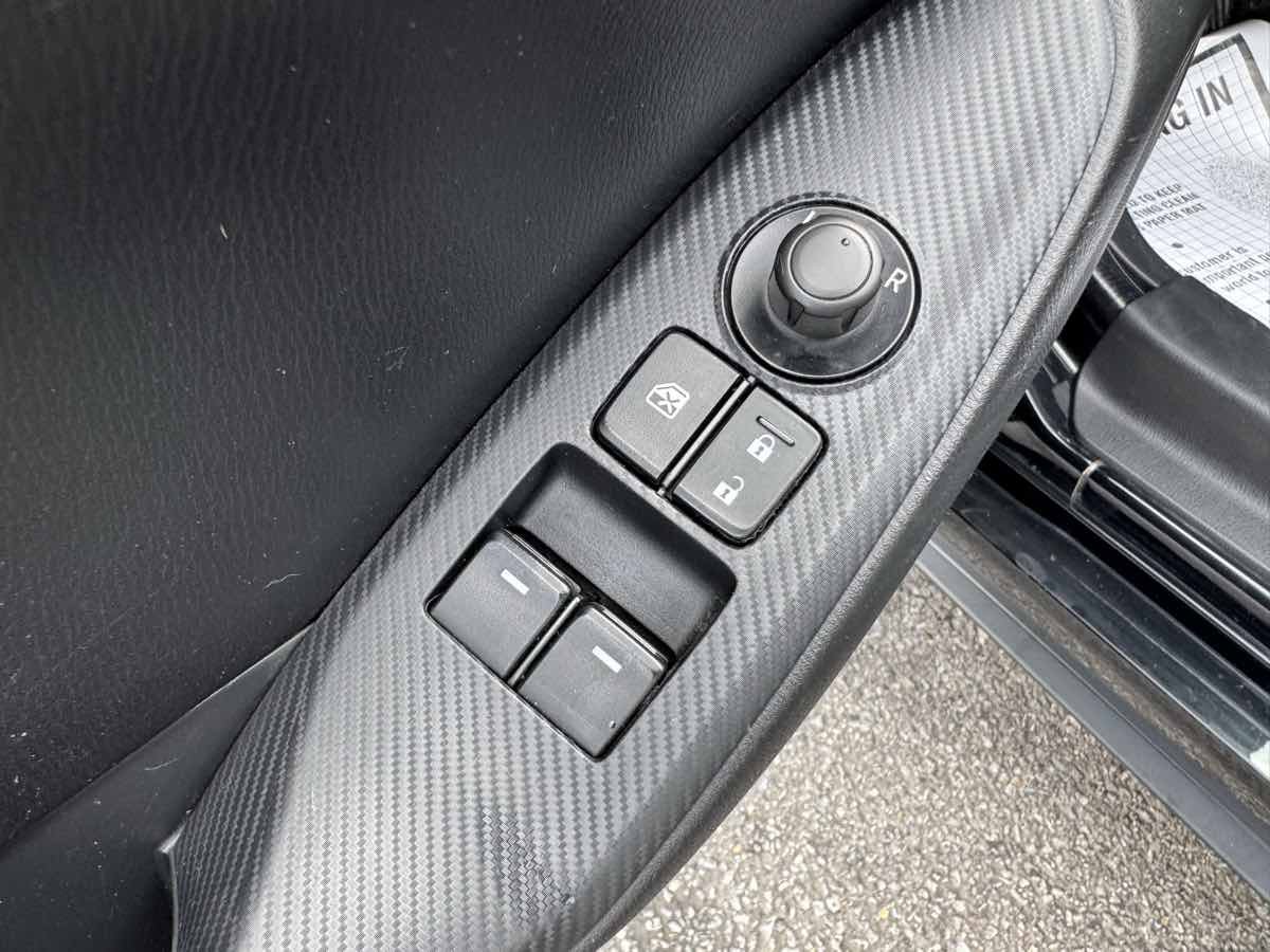 Used 2016 MAZDA MX-5 Miata Sport RWD image 28