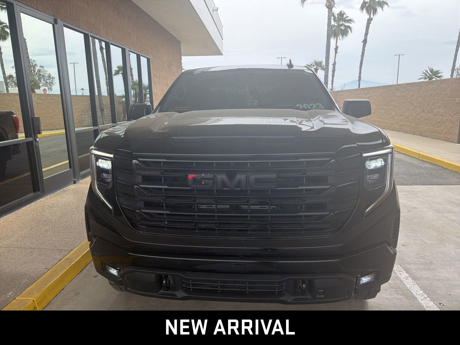 Certified 2023 GMC Sierra 1500 Elevation image 2