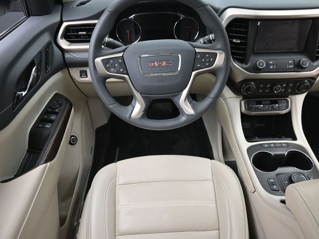 Used 2023 GMC Acadia Denali w/ Denali Ultimate Package image 12