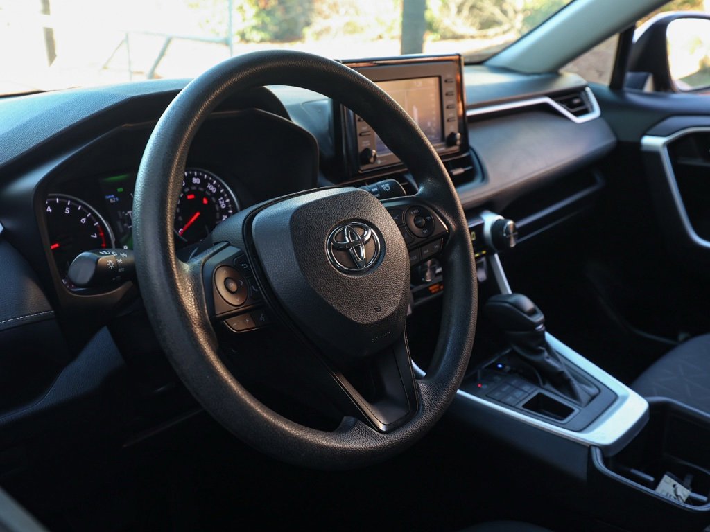 Used 2022 Toyota RAV4 XLE image 14