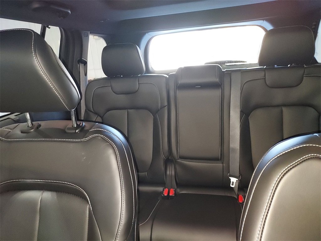 New 2025 Jeep Grand Cherokee Limited w/ Luxury Tech Group II image 13