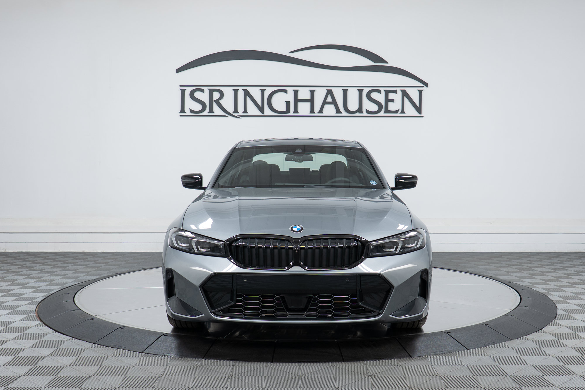 New 2026 BMW 330i xDrive Sedan w/ M Sport Package AWD/4WD image 2