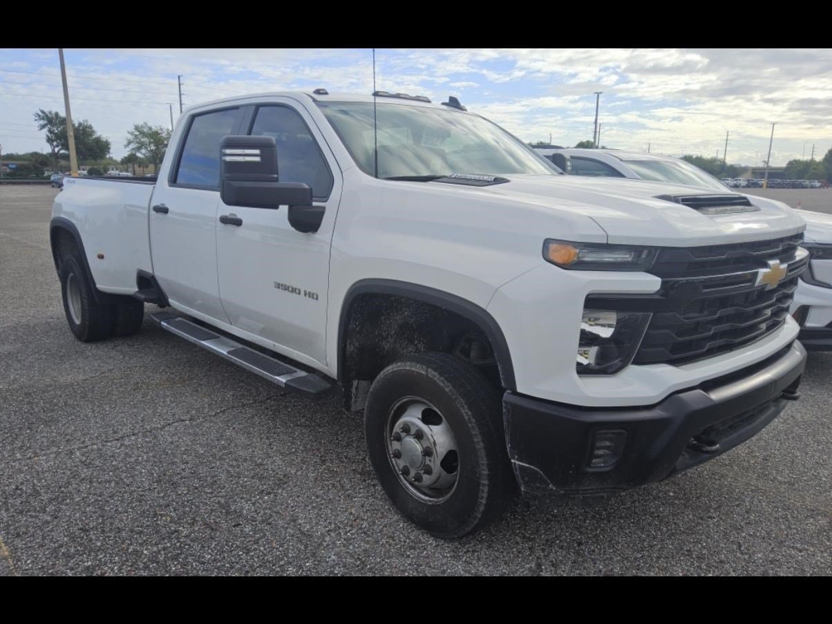 Used 2024 Chevrolet Silverado 3500 W/T AWD/4WD image 1