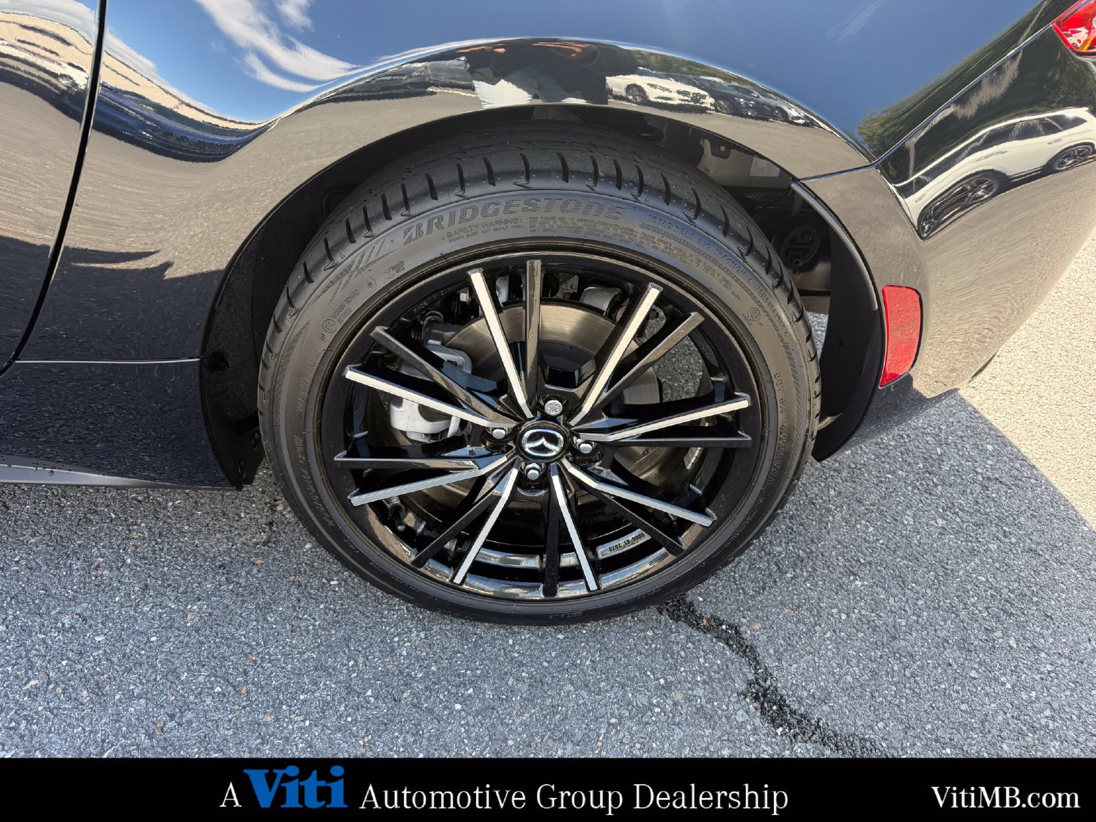 Used 2024 MAZDA MX-5 Miata RF Grand Touring RWD image 17