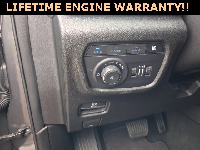 Used 2024 Jeep Grand Cherokee Limited 4xe image 12