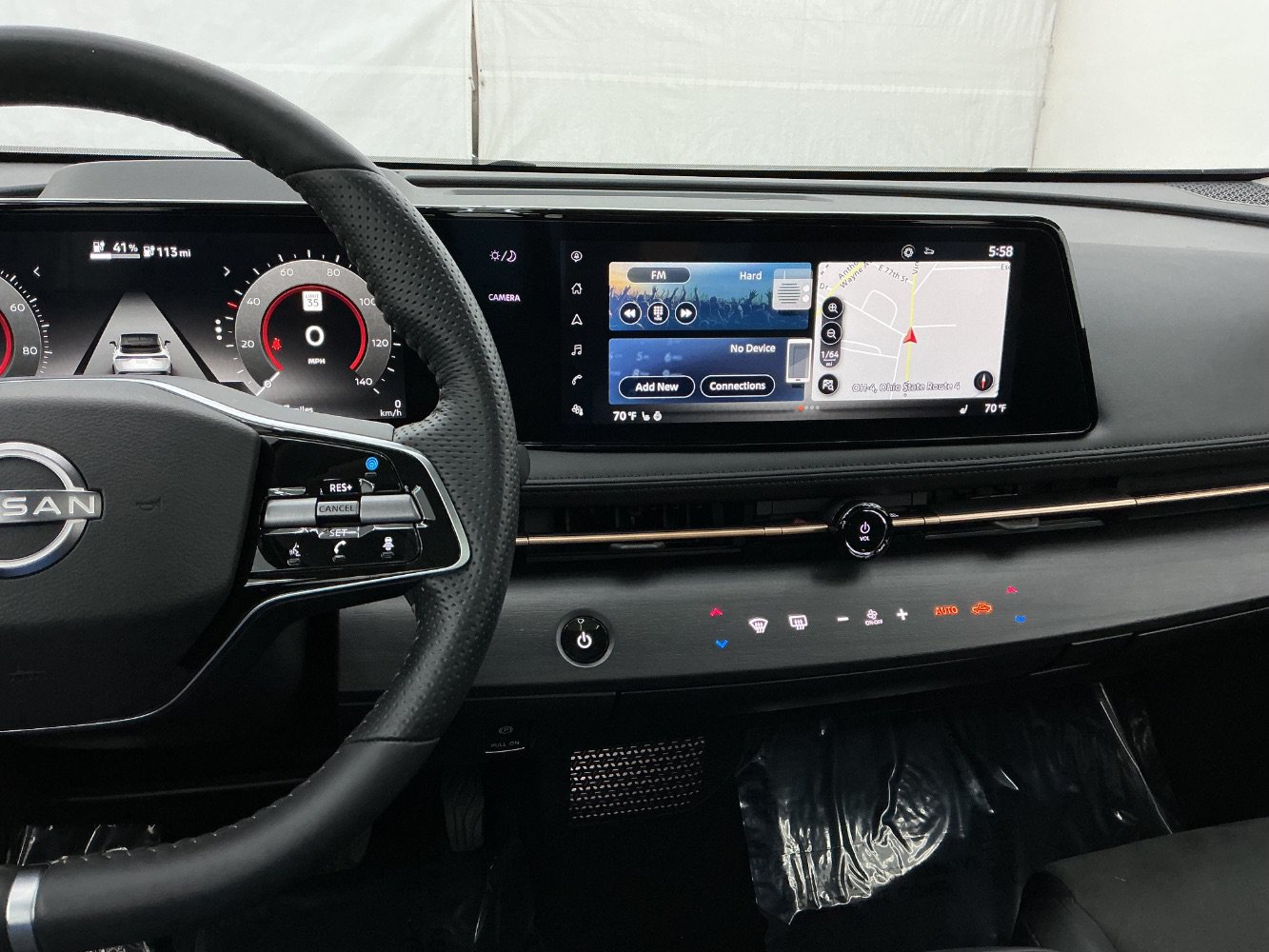 Used 2024 Nissan Ariya AWD image 34