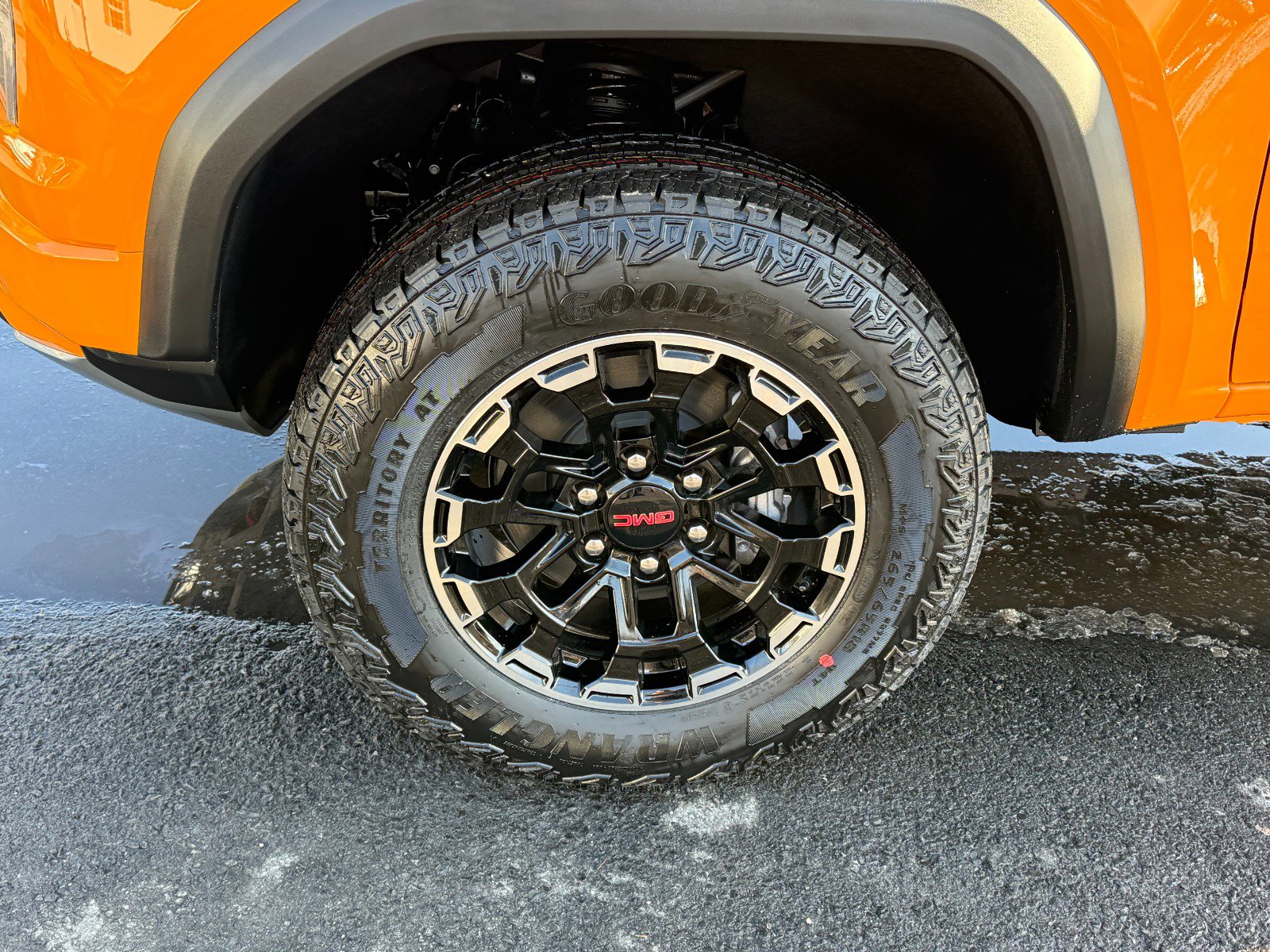 New 2026 GMC Canyon AT4 w/ Technology Plus Package image 9