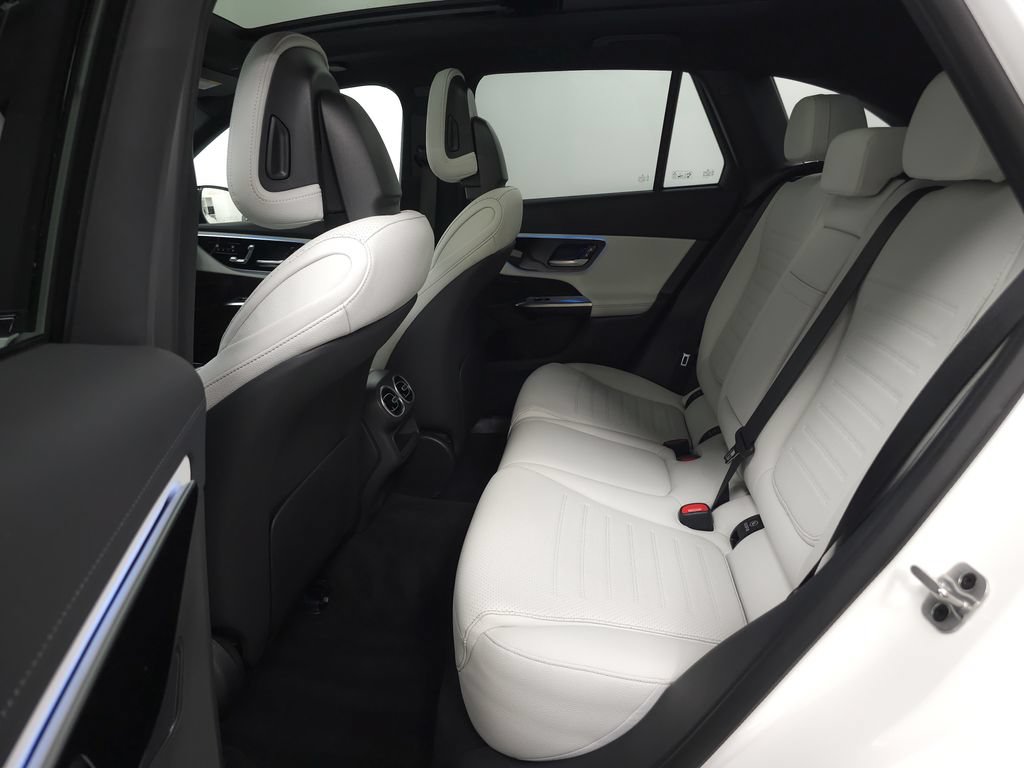 Certified 2026 Mercedes-Benz GLC 300 4MATIC image 23